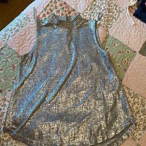 Ladies sleeveless Blouse